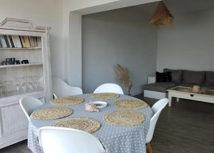 Casa Lila Дом отдыха Жирона