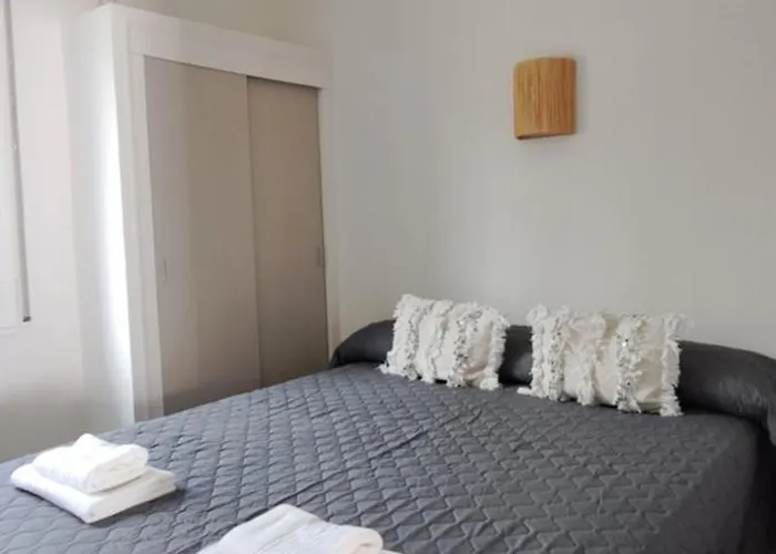 Casa Lila * Жирона